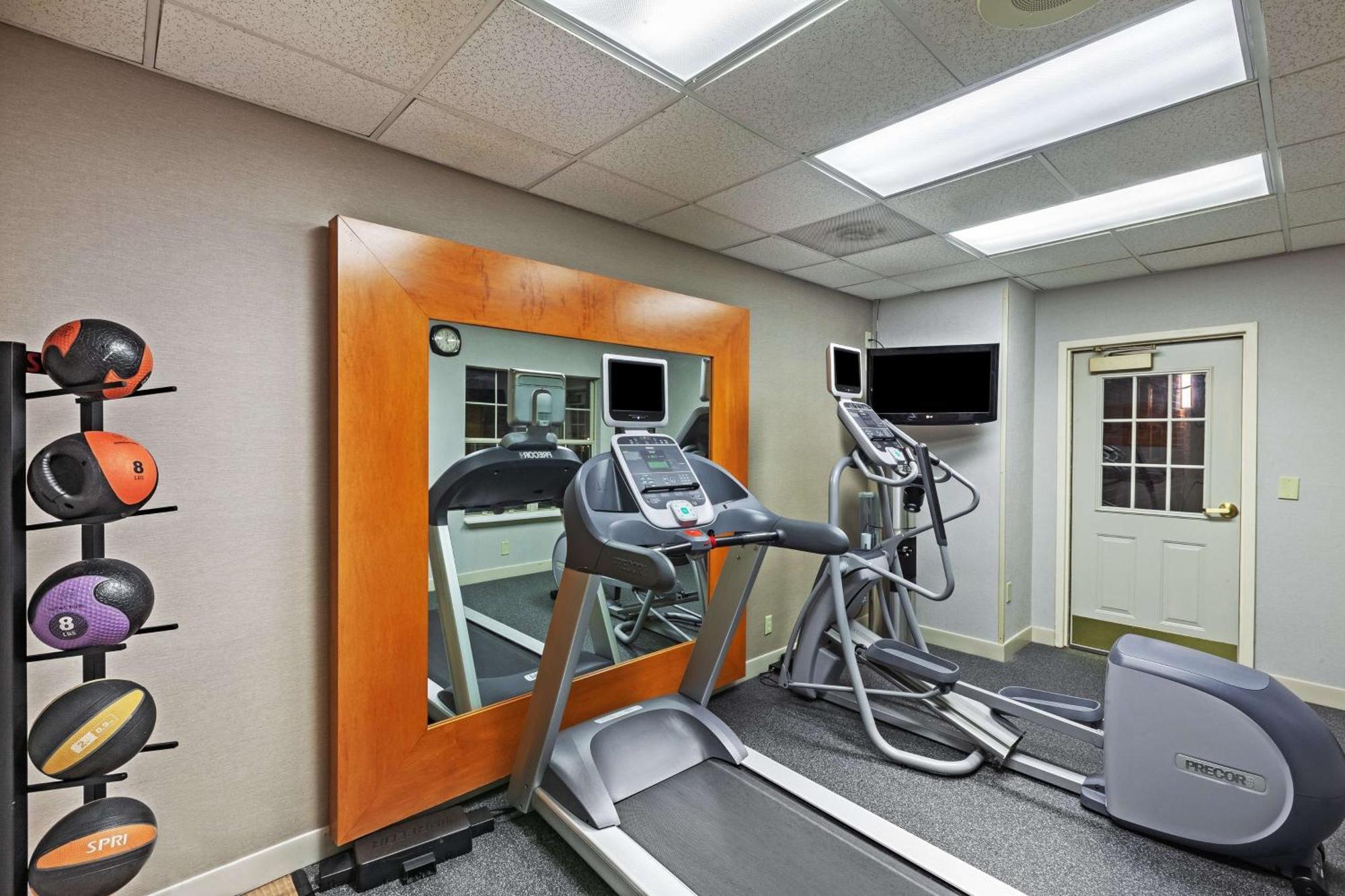 Homewood Suites By Hilton Greensboro Eksteriør bilde